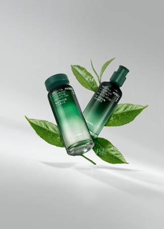 图片包含 游戏机, 食物, 瓶子AI 生成的内容可能不正确。