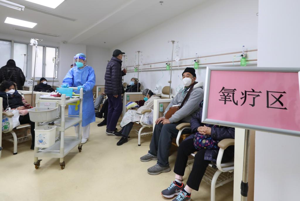 一线直击：抓住“黄金72小时” 上海社区医院助力重症救治关口“前移”